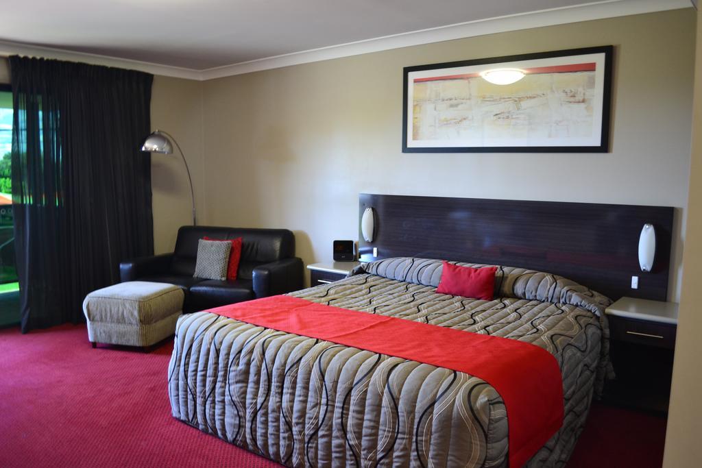 Cattlemans Country Motor Inn & Serviced Apartments Dubbo Exterior photo